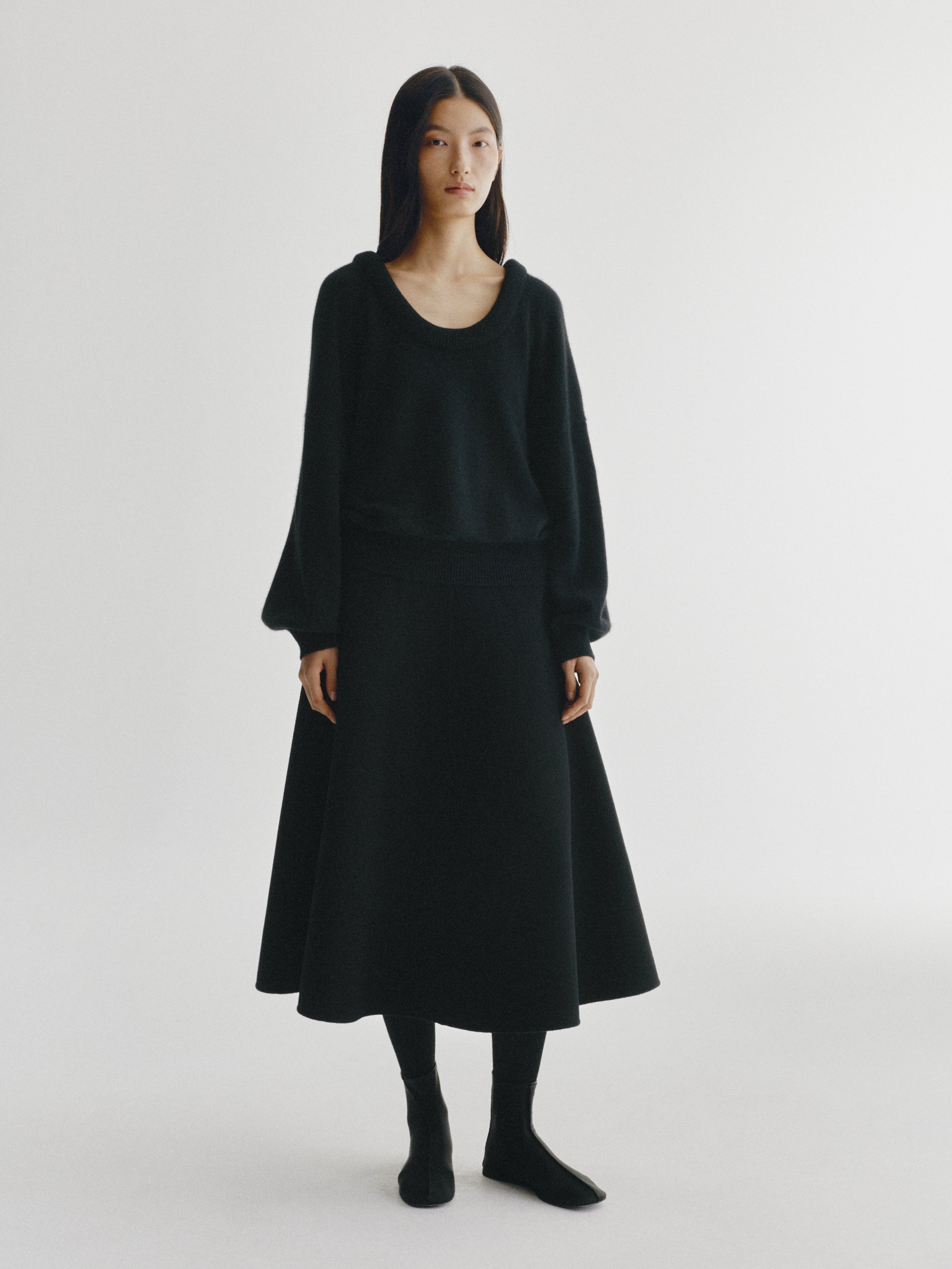 Doria Sweater Black | Cashmere | LISA YANG