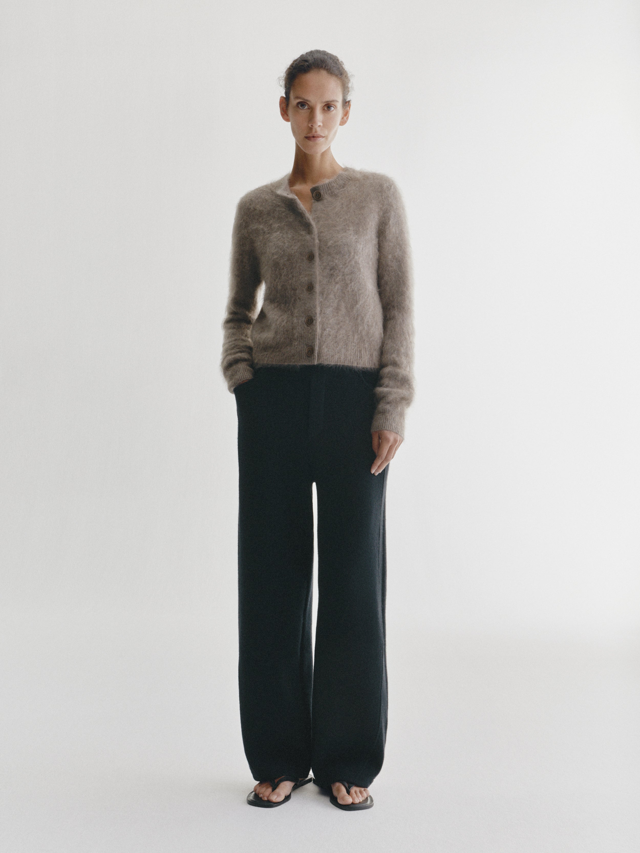 Azalea Cardigan Truffle Brushed | Cashmere | LISA YANG