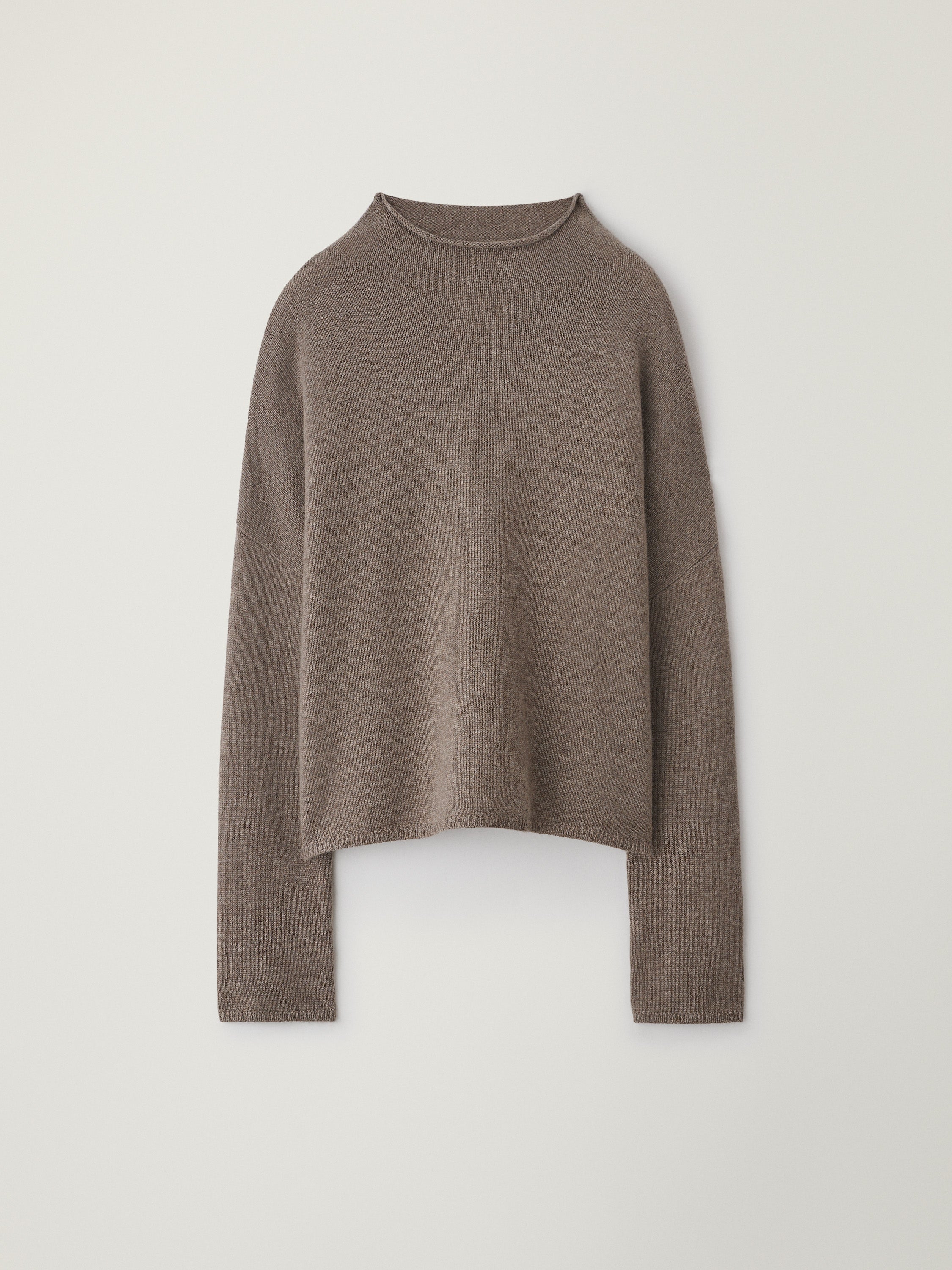 Sandy Sweater Truffle | Cashmere | LISA YANG