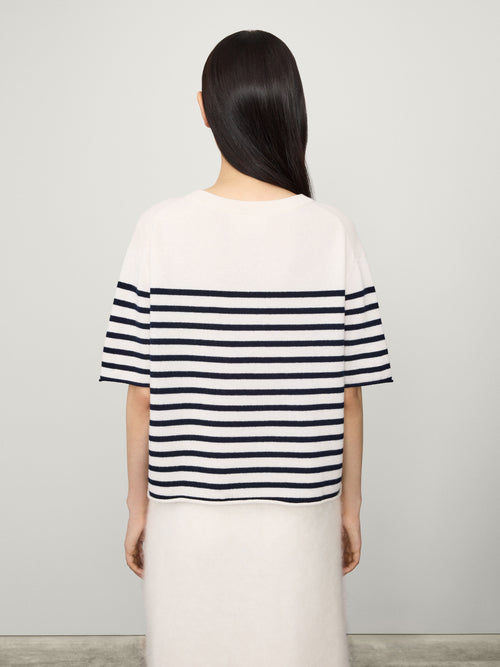 The Cila T-shirt