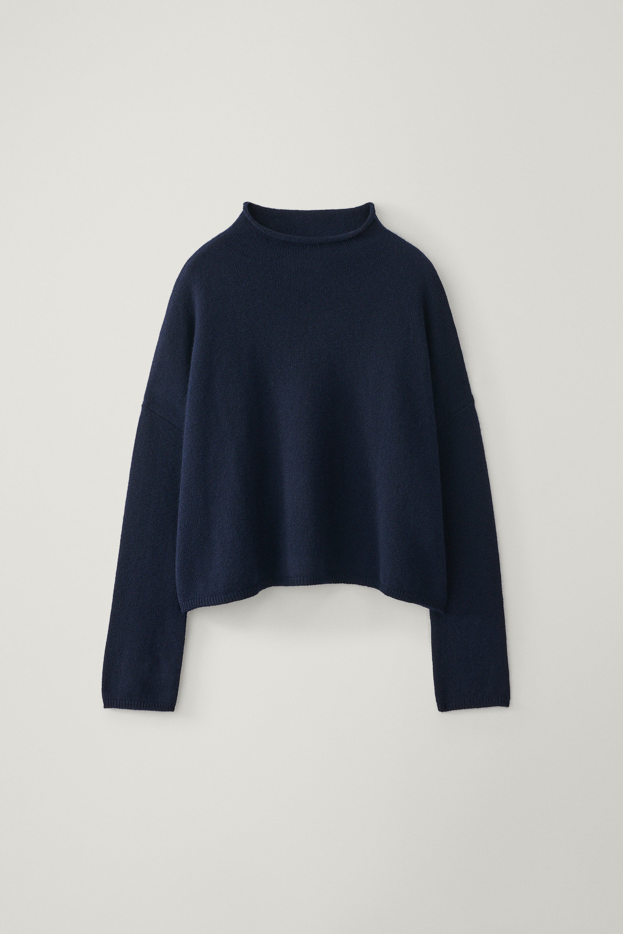 Sandy Sweater Navy | Cashmere | LISA YANG