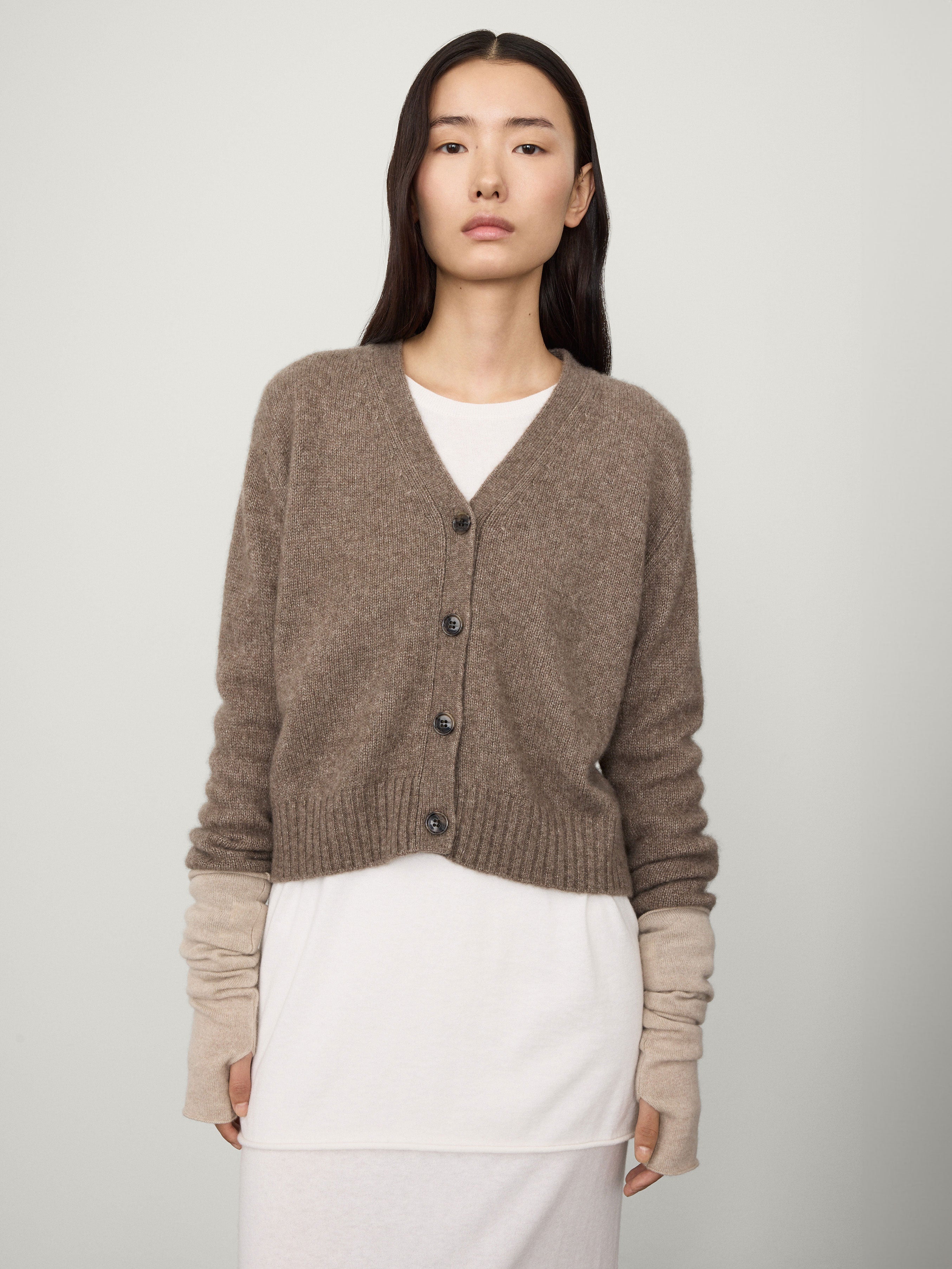 Aspen Arm Warmers Sand | Cashmere | LISA YANG