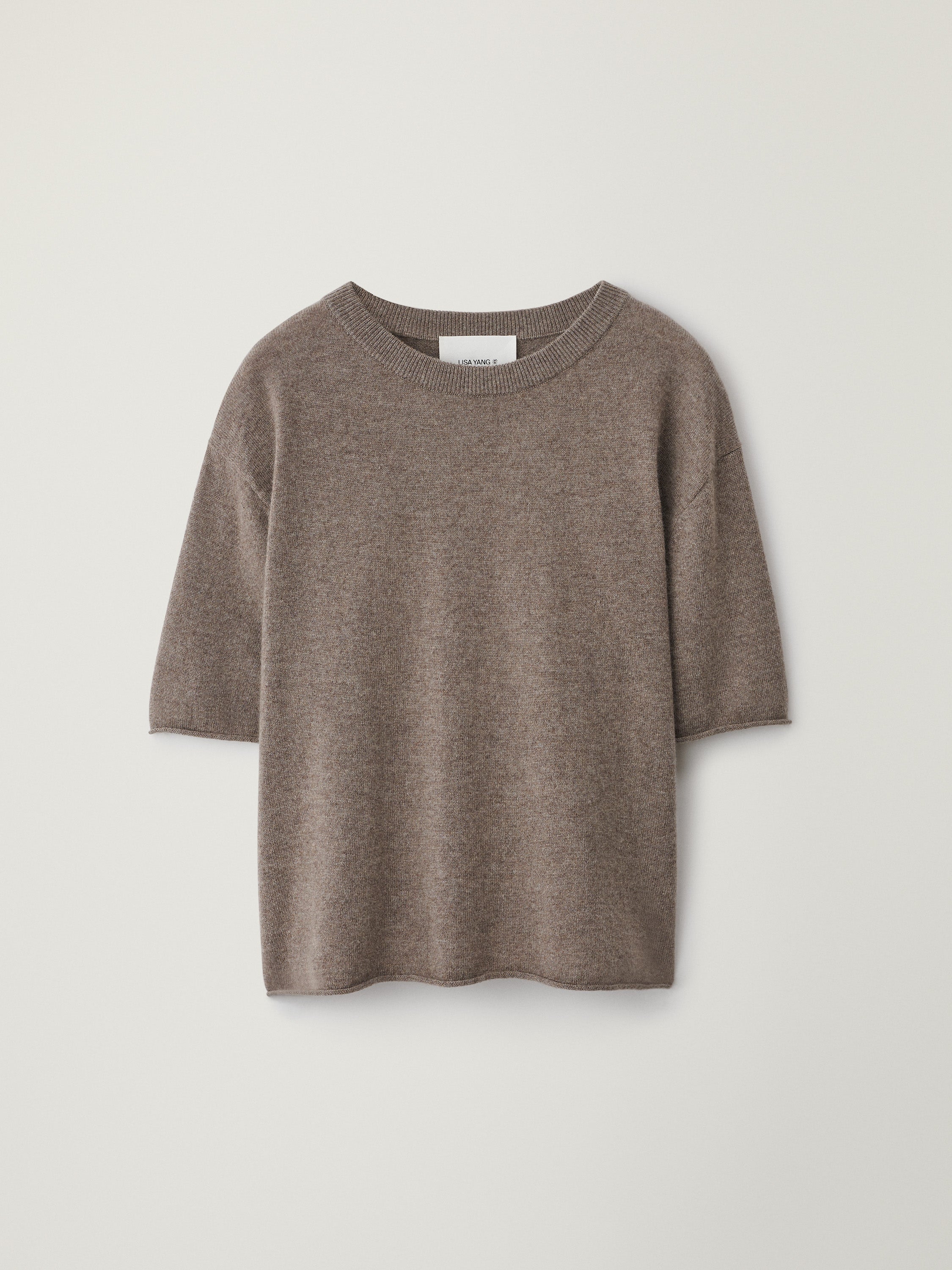 Cila T-shirt Truffle | Cashmere | LISA YANG