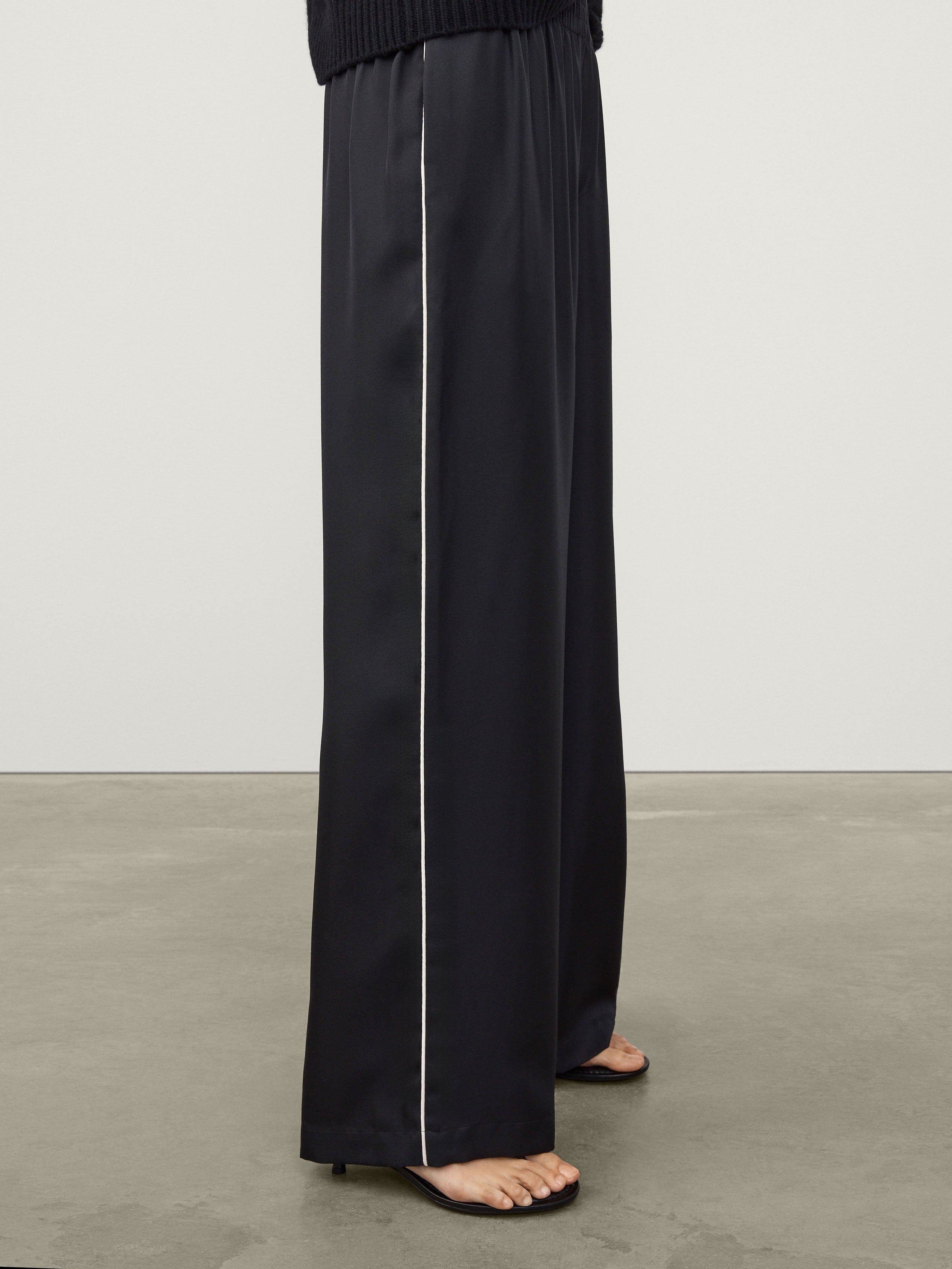 Piping Detail Wide Leg Trousers Midnight/Bone | Silk | LISA YANG