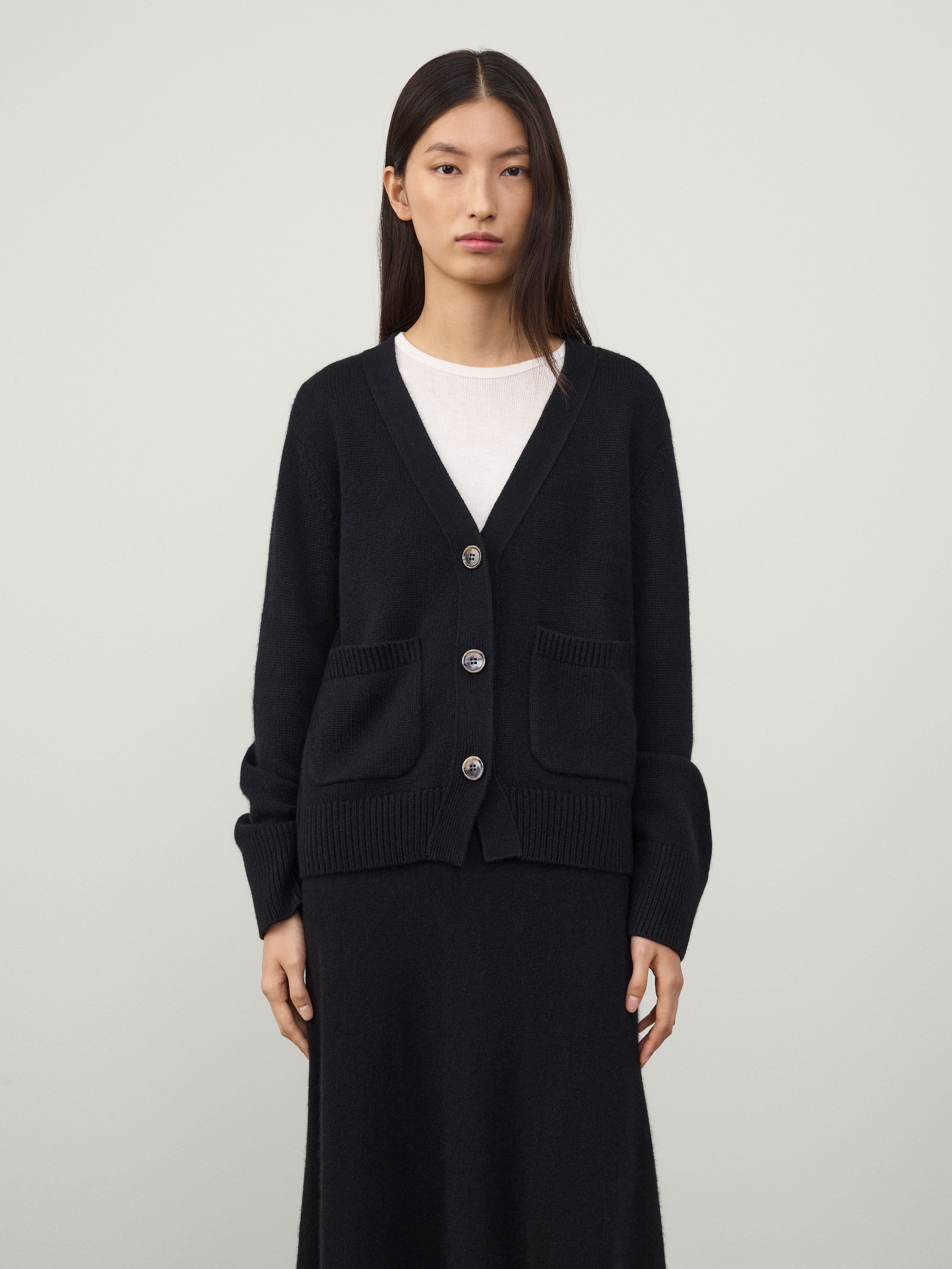 Danni Cardigan Black | Cashmere | LISA YANG