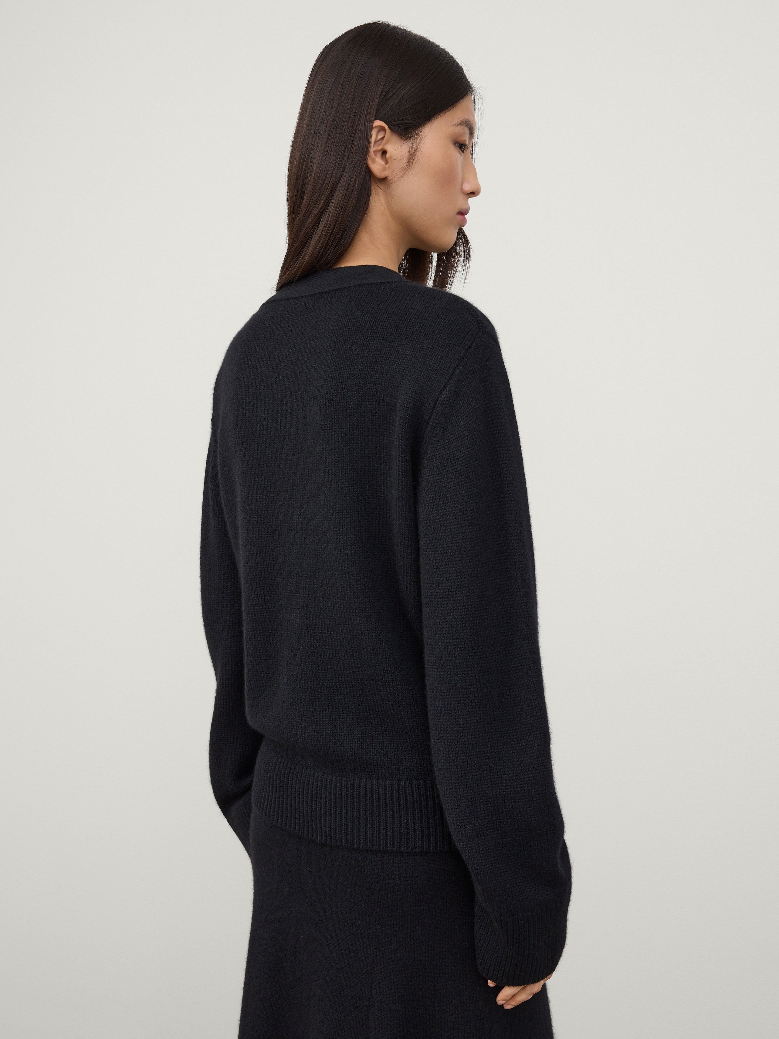 Ira T-shirt Dark Mist | Cashmere | LISA YANG