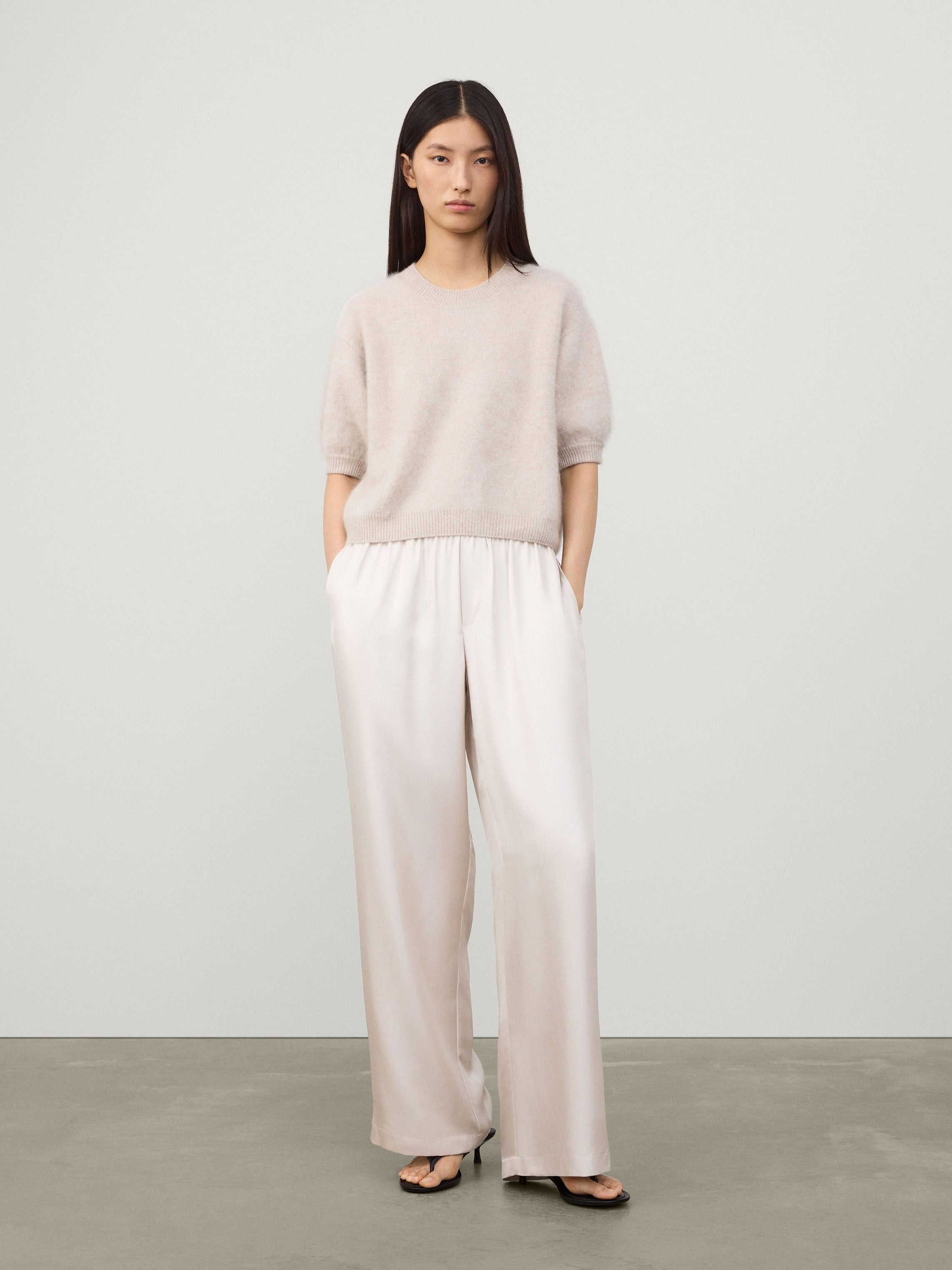 Juniper Sweater Sand Brushed | Cashmere | LISA YANG