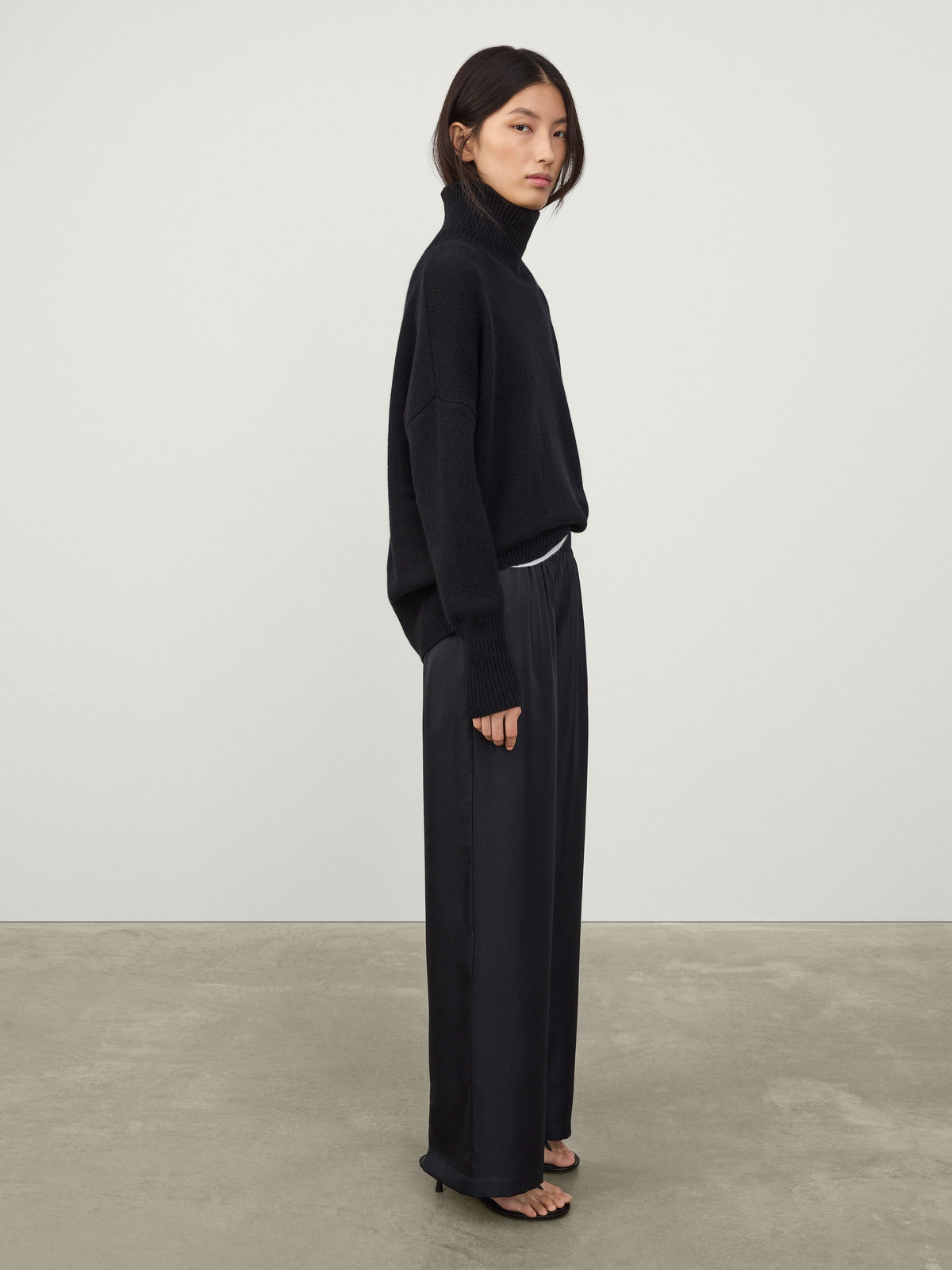Wide Leg Trousers