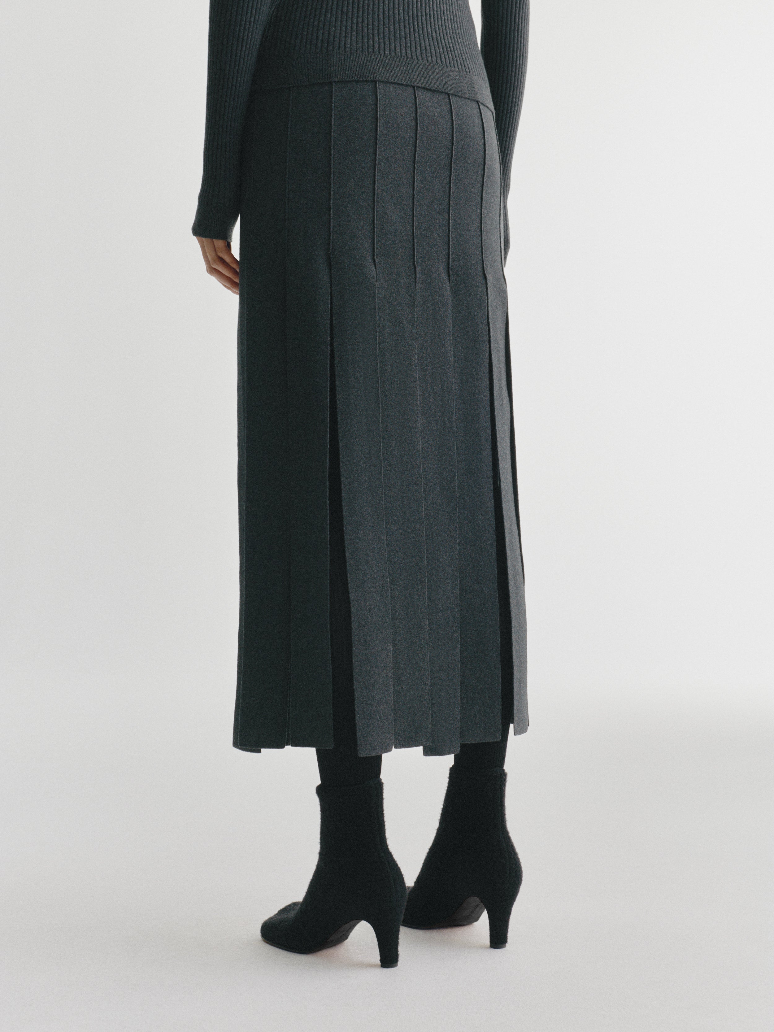 Marloes Skirt Eclipse | Cotton Cashmere | Lisa Yang – LISA YANG