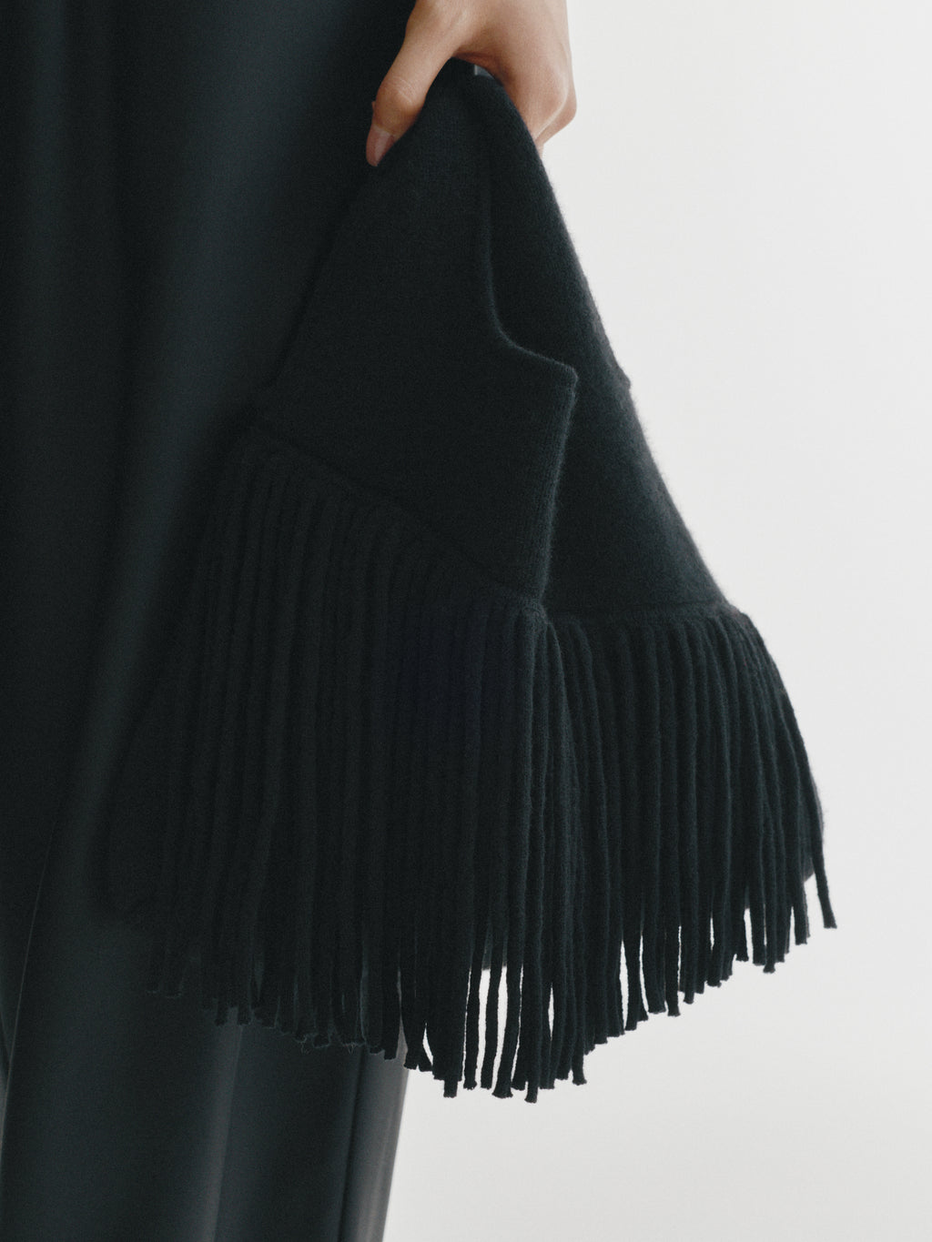 Oma Bag Fringed