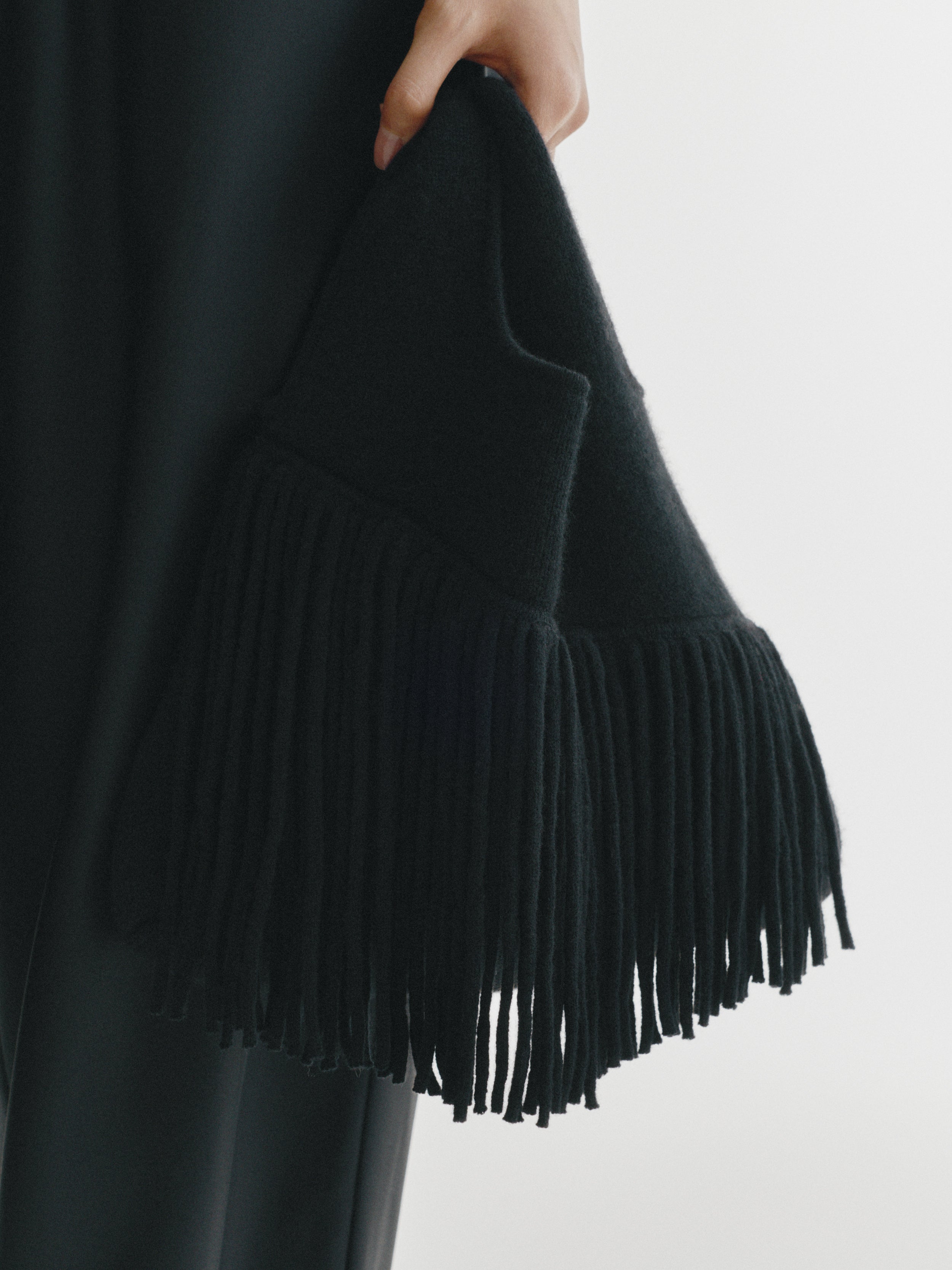 Oma Bag Fringed