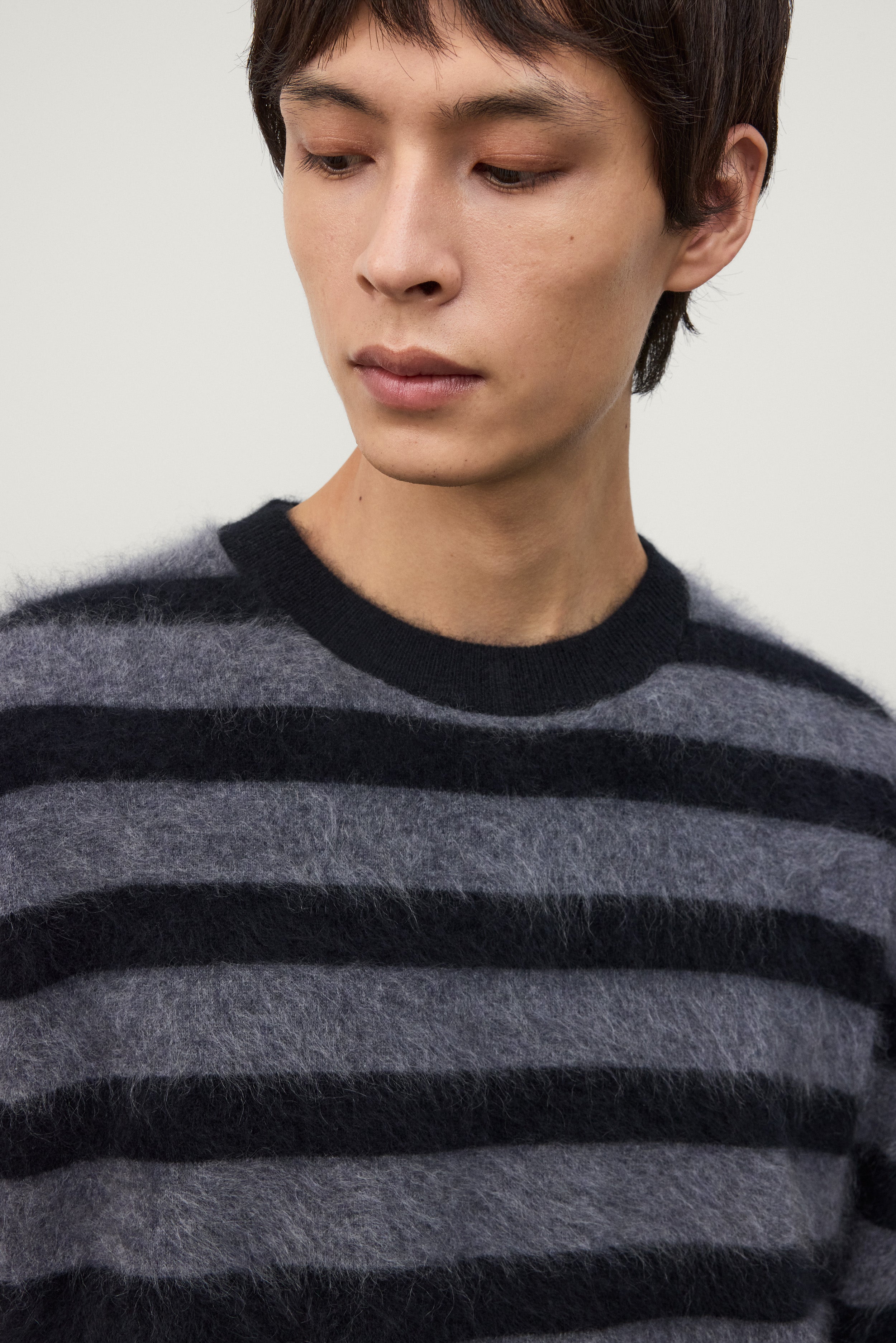 Glenn Stripes Sweater Black/Graphite Brushed Stripes | Cashmere