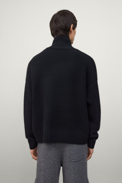 Olai Sweater