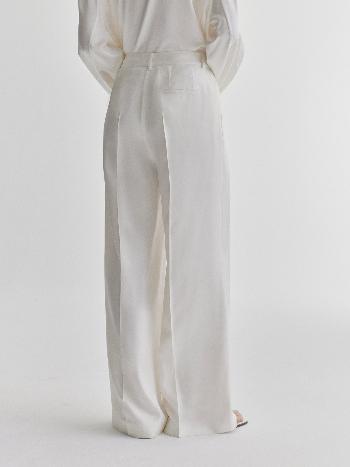 Tailored Wide Leg Trousers