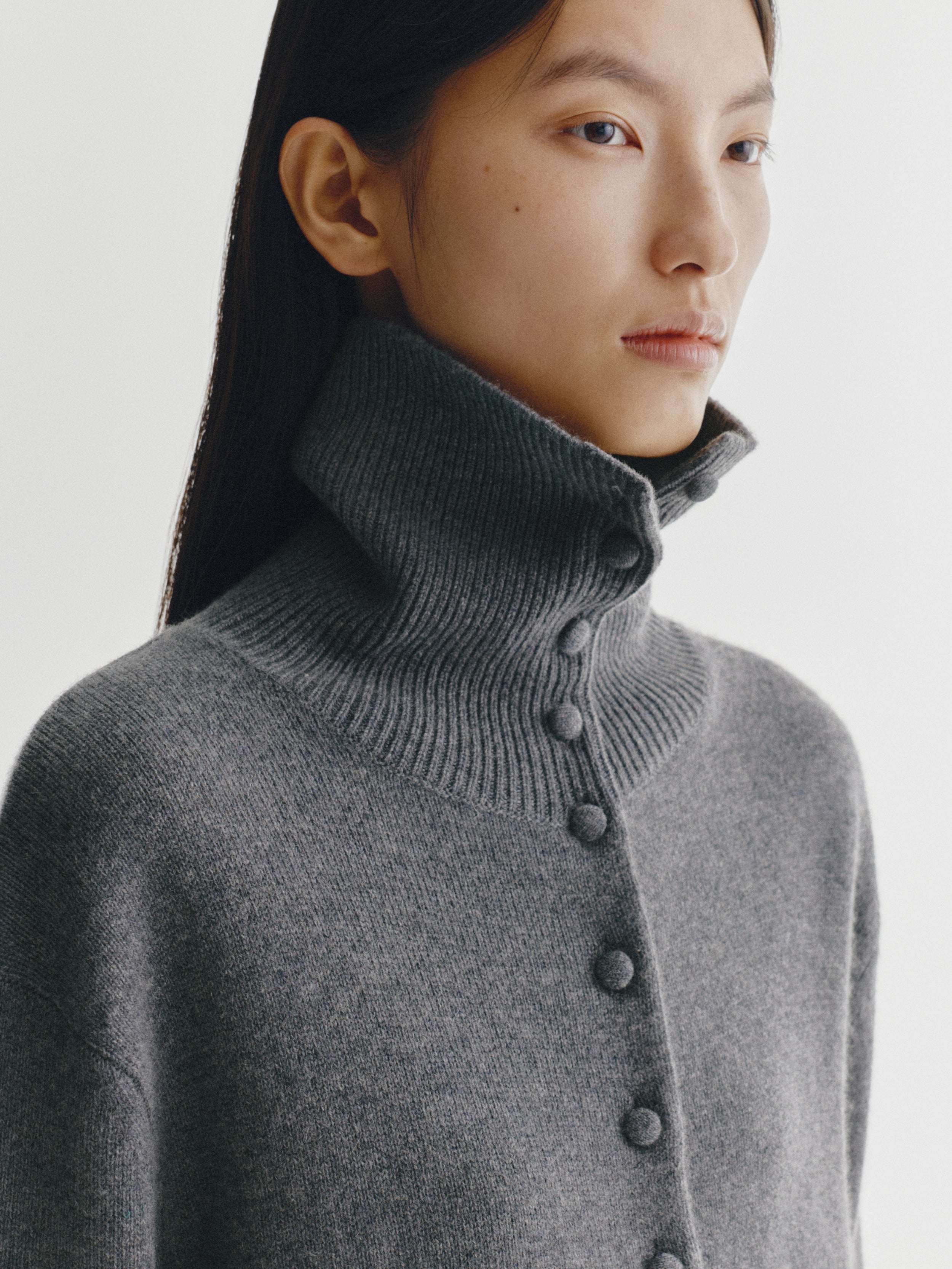 Denie Cardigan Graphite | Cashmere | LISA YANG