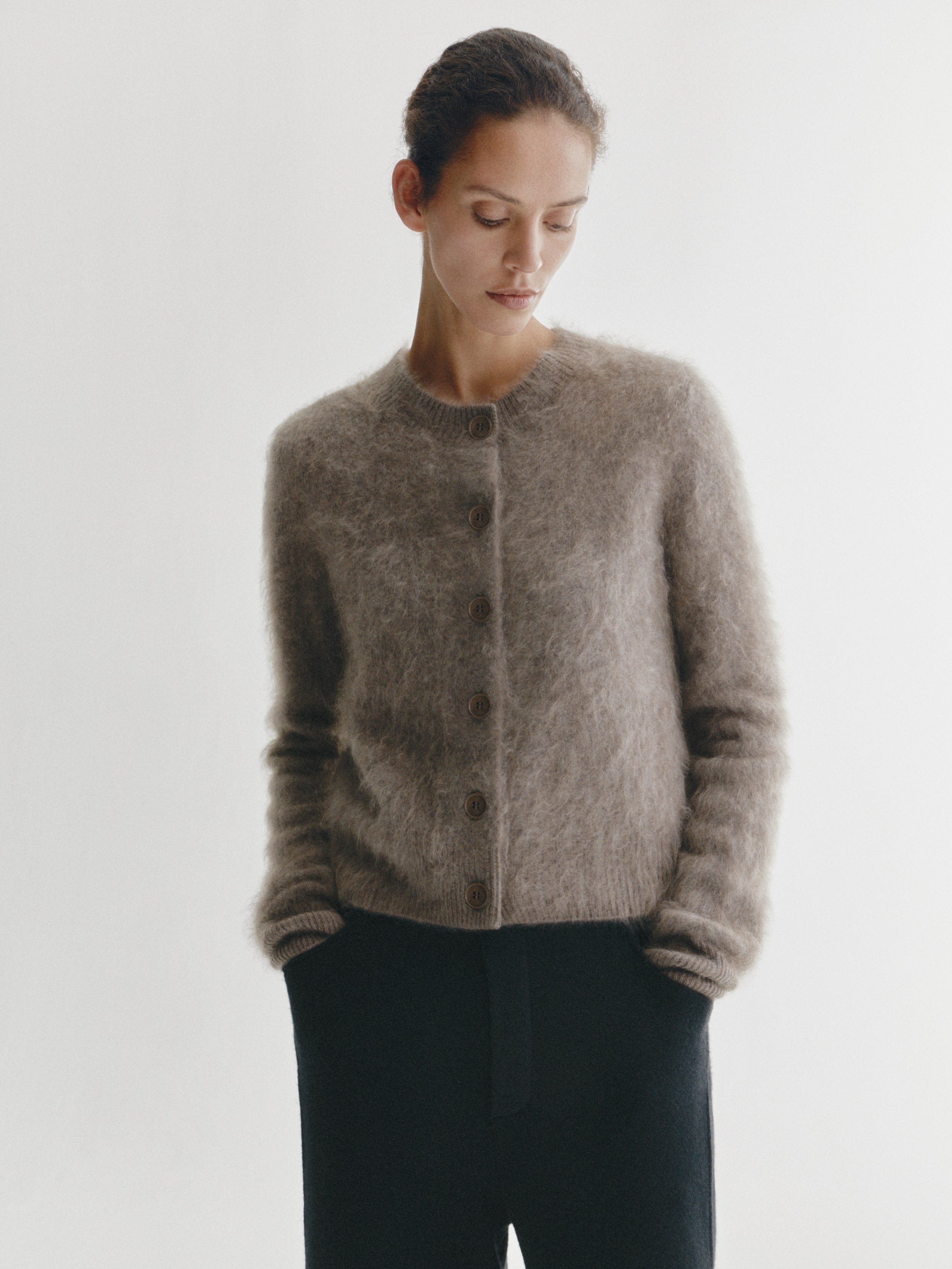 Azalea Cardigan Truffle Brushed | Cashmere | LISA YANG