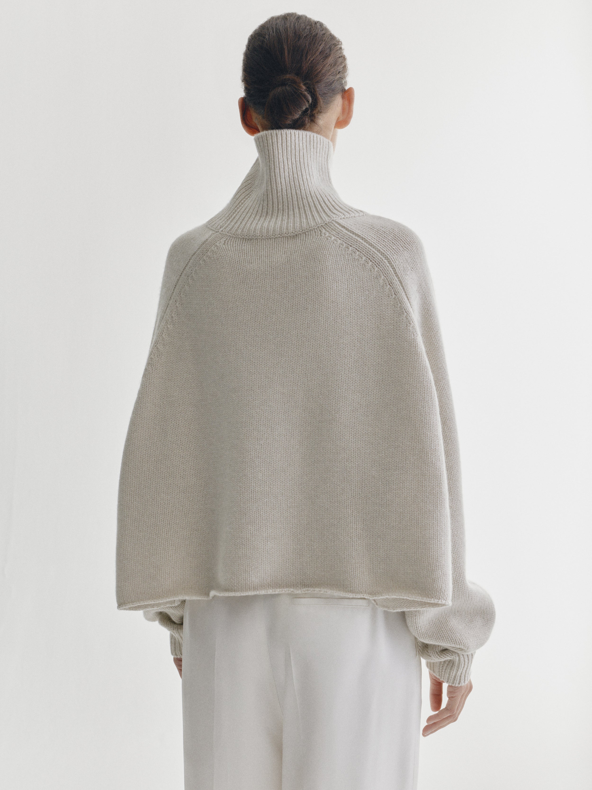 Cathie Sweater Oyster | Cashmere | LISA YANG