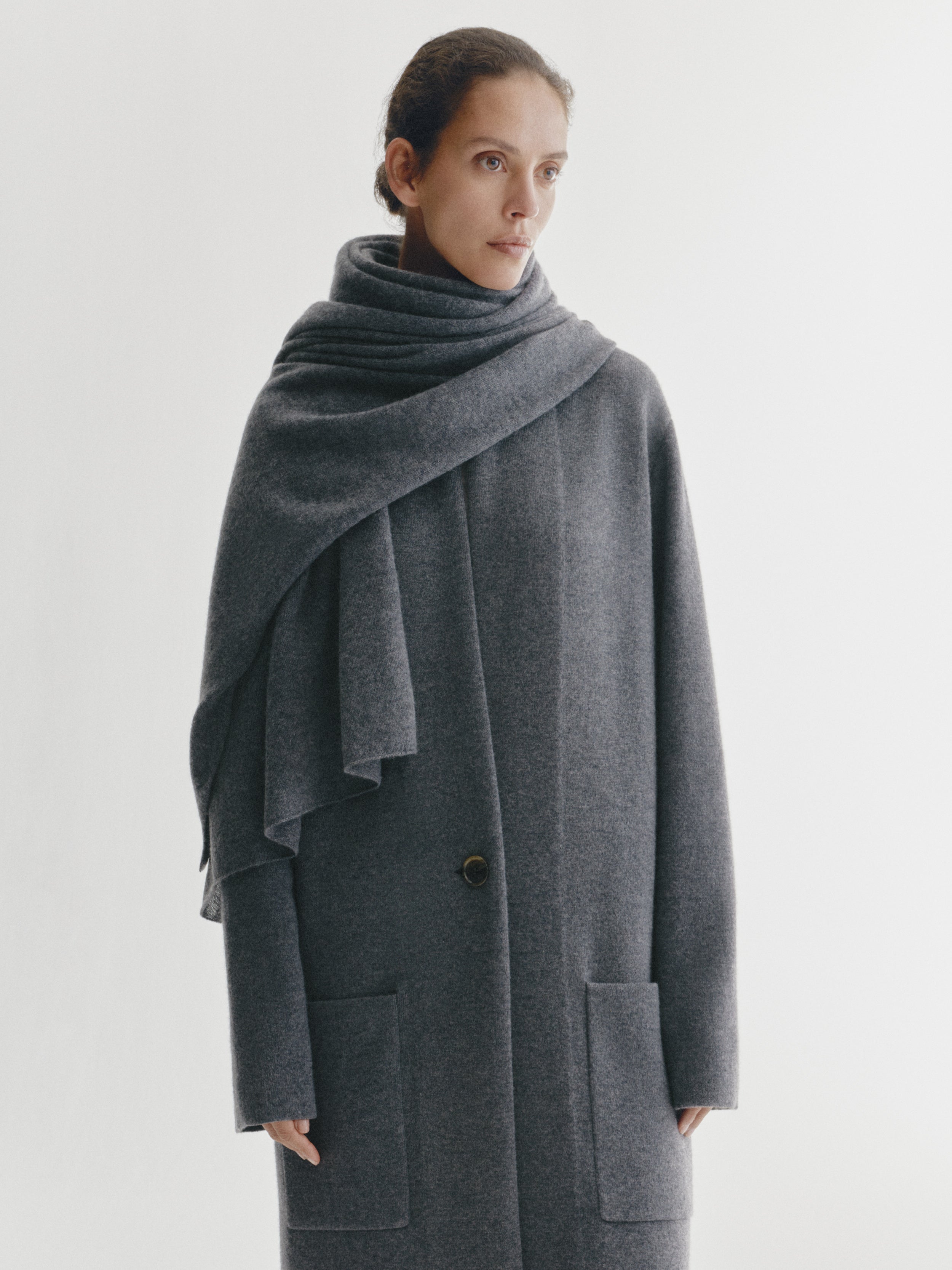 Paris Scarf Graphite | Cashmere | LISA YANG