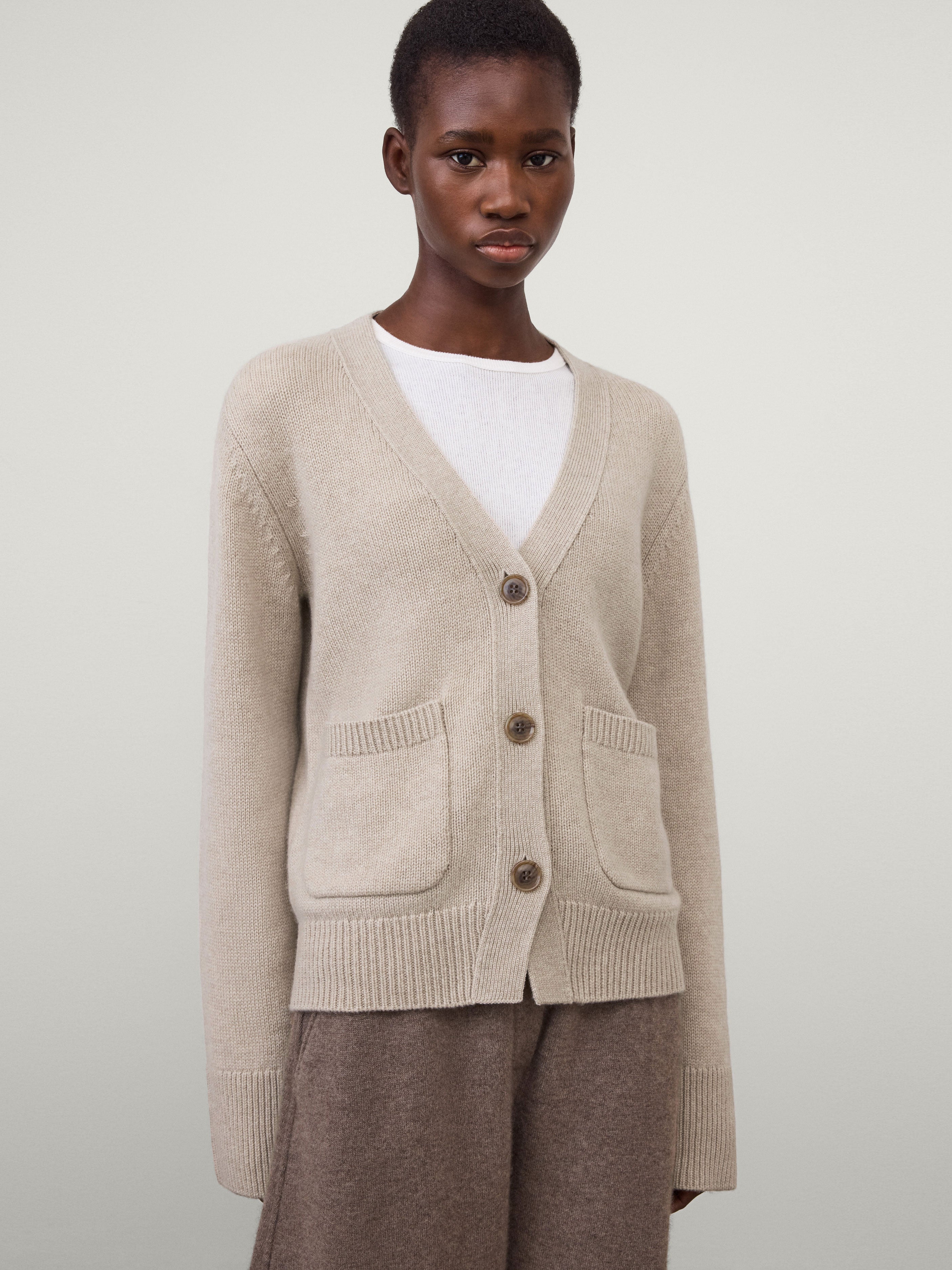 Danni Cardigan Sand | Cashmere | LISA YANG