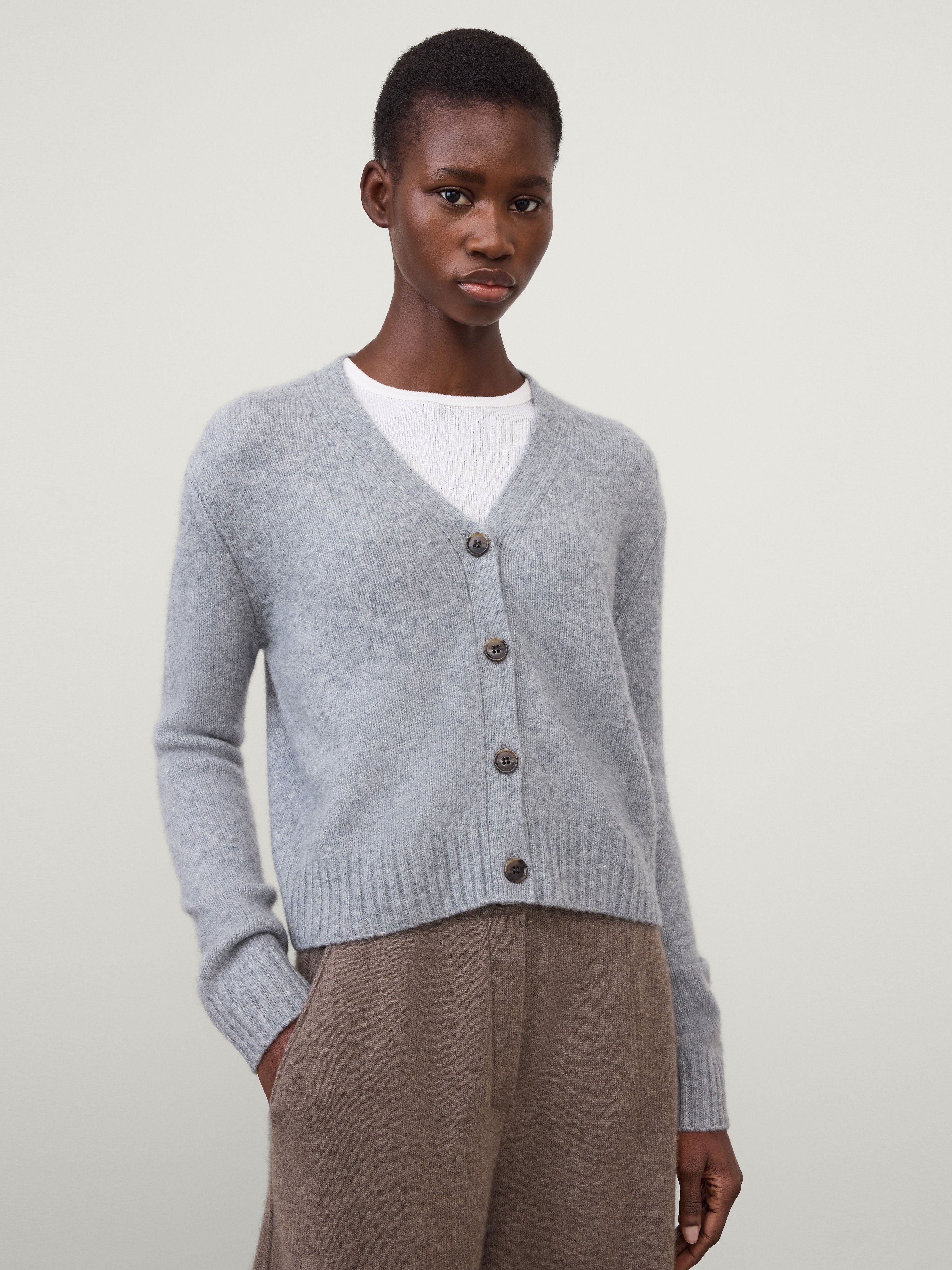 Marionette Cardigan Cloudy | Cashmere Silk | LISA YANG