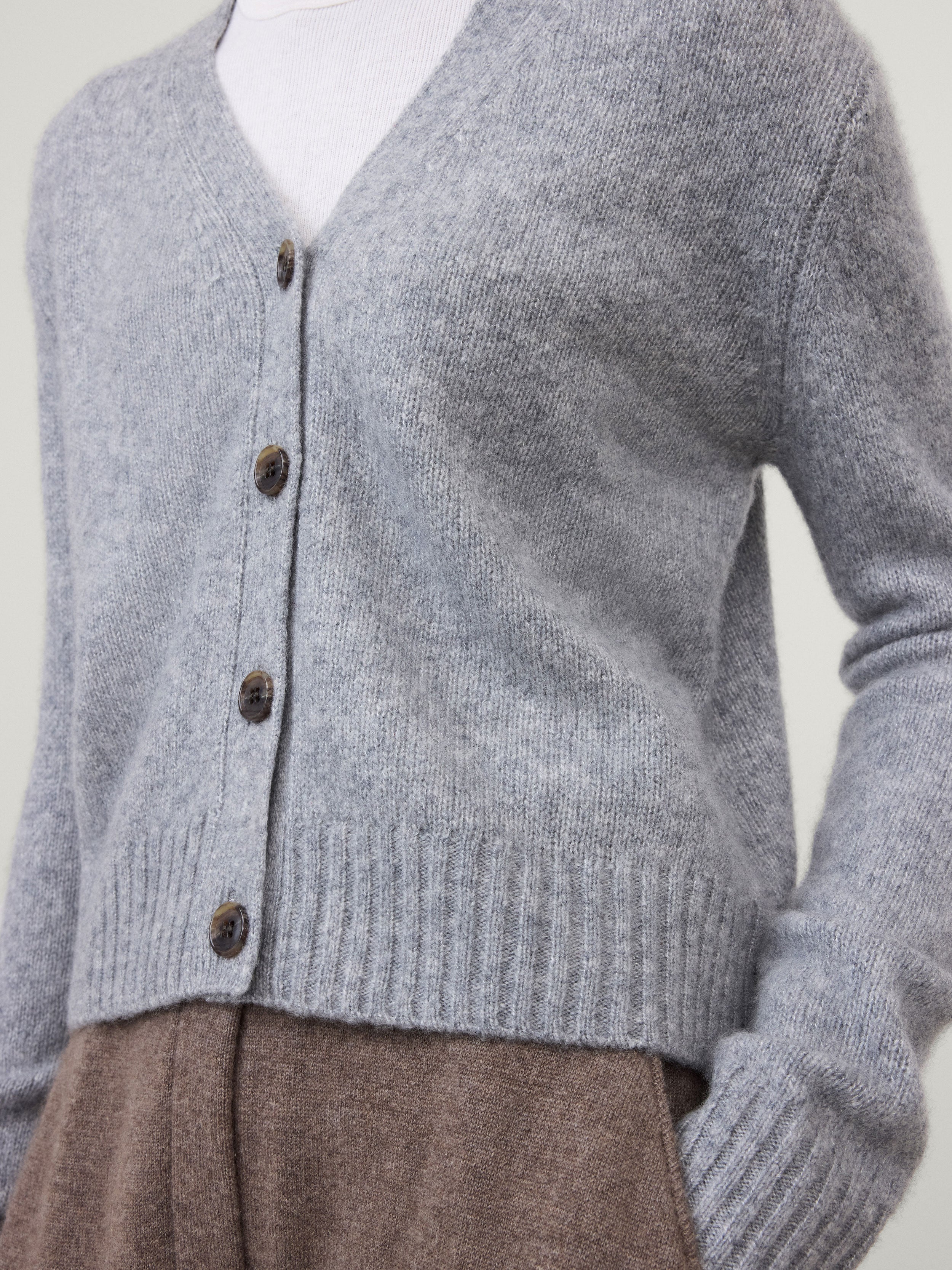 Marionette Cardigan Cloudy | Cashmere Silk | LISA YANG