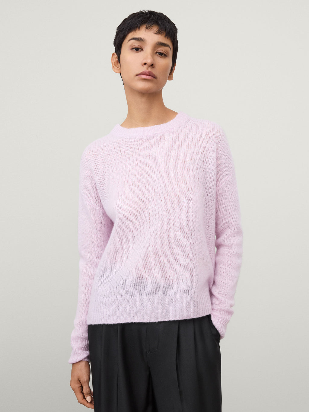 Lova Sweater
