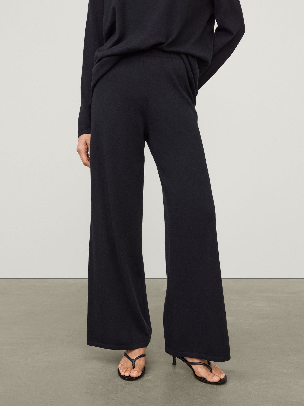 Aina Trousers