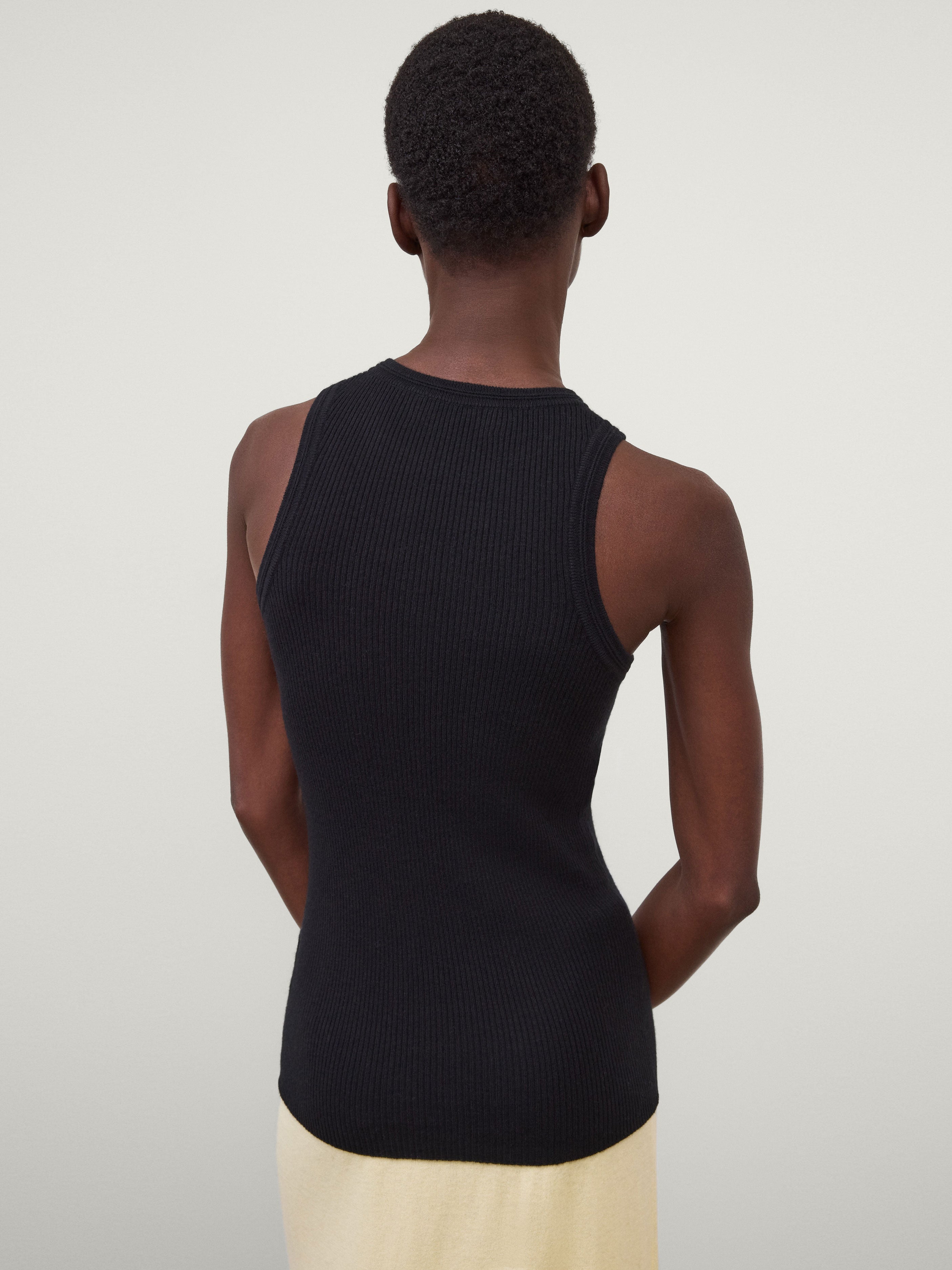 Amya Tank
