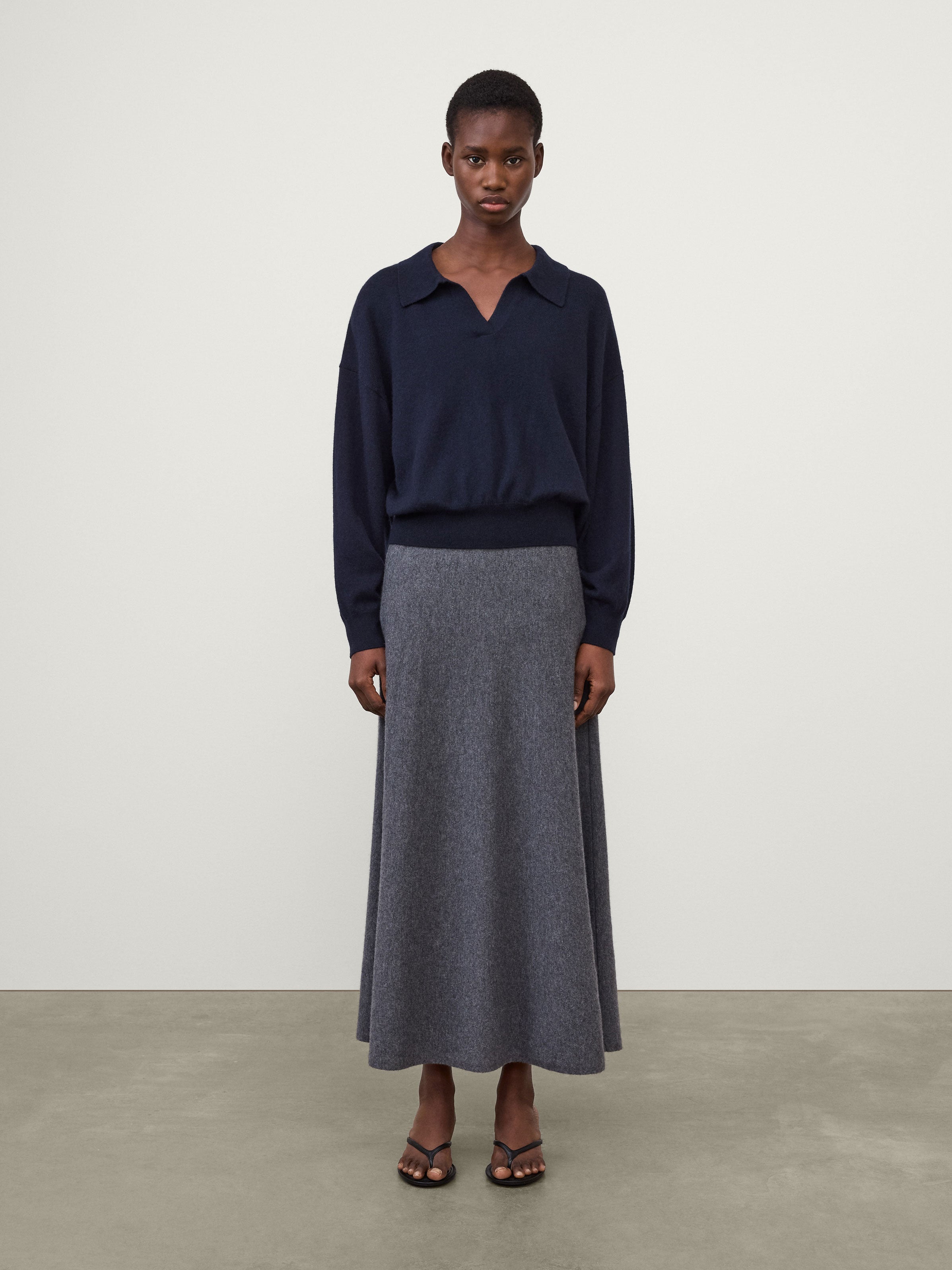 Katriel Sweater Deep Navy | Cashmere | LISA YANG