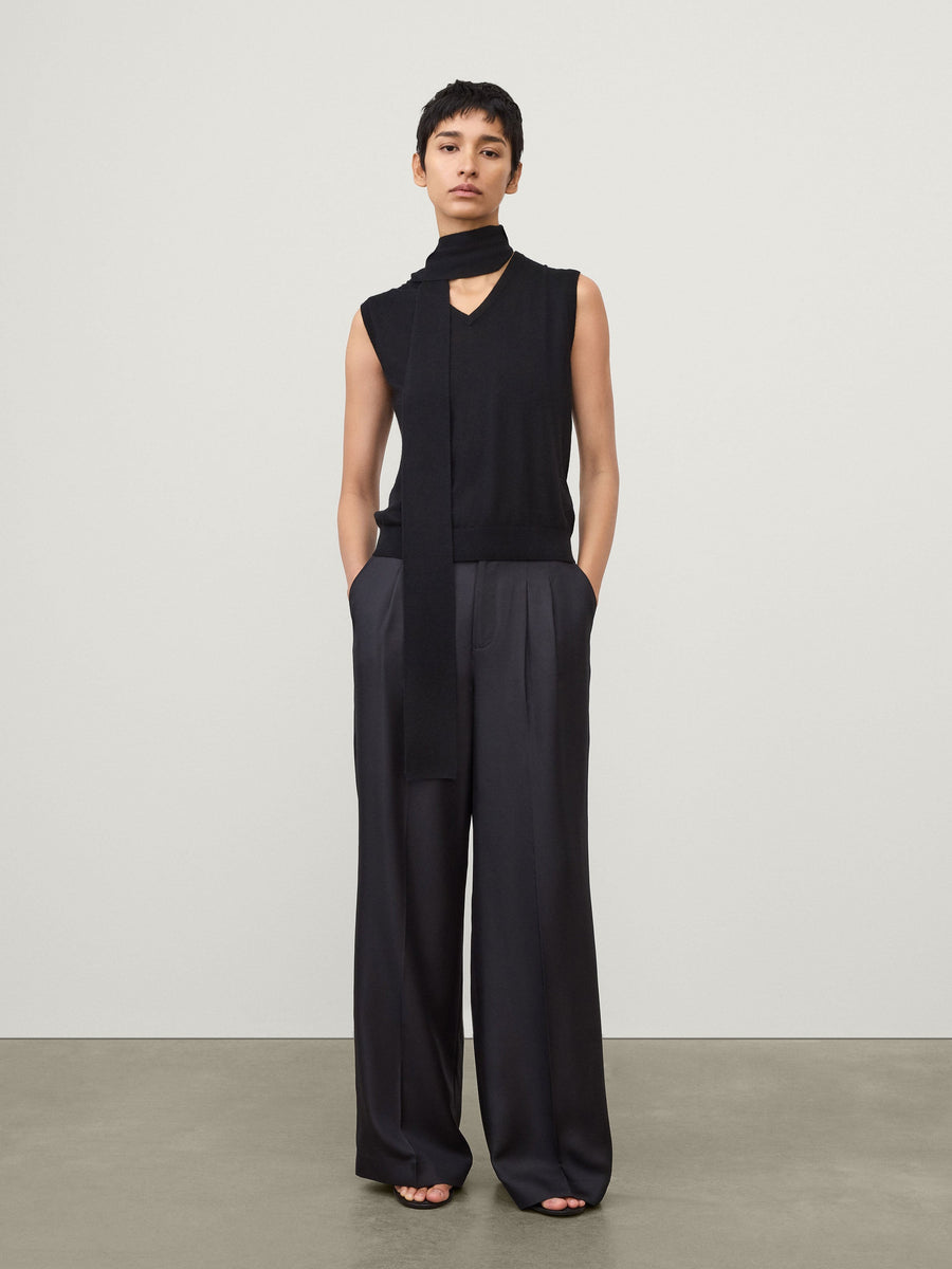 Lauri Scarf Top