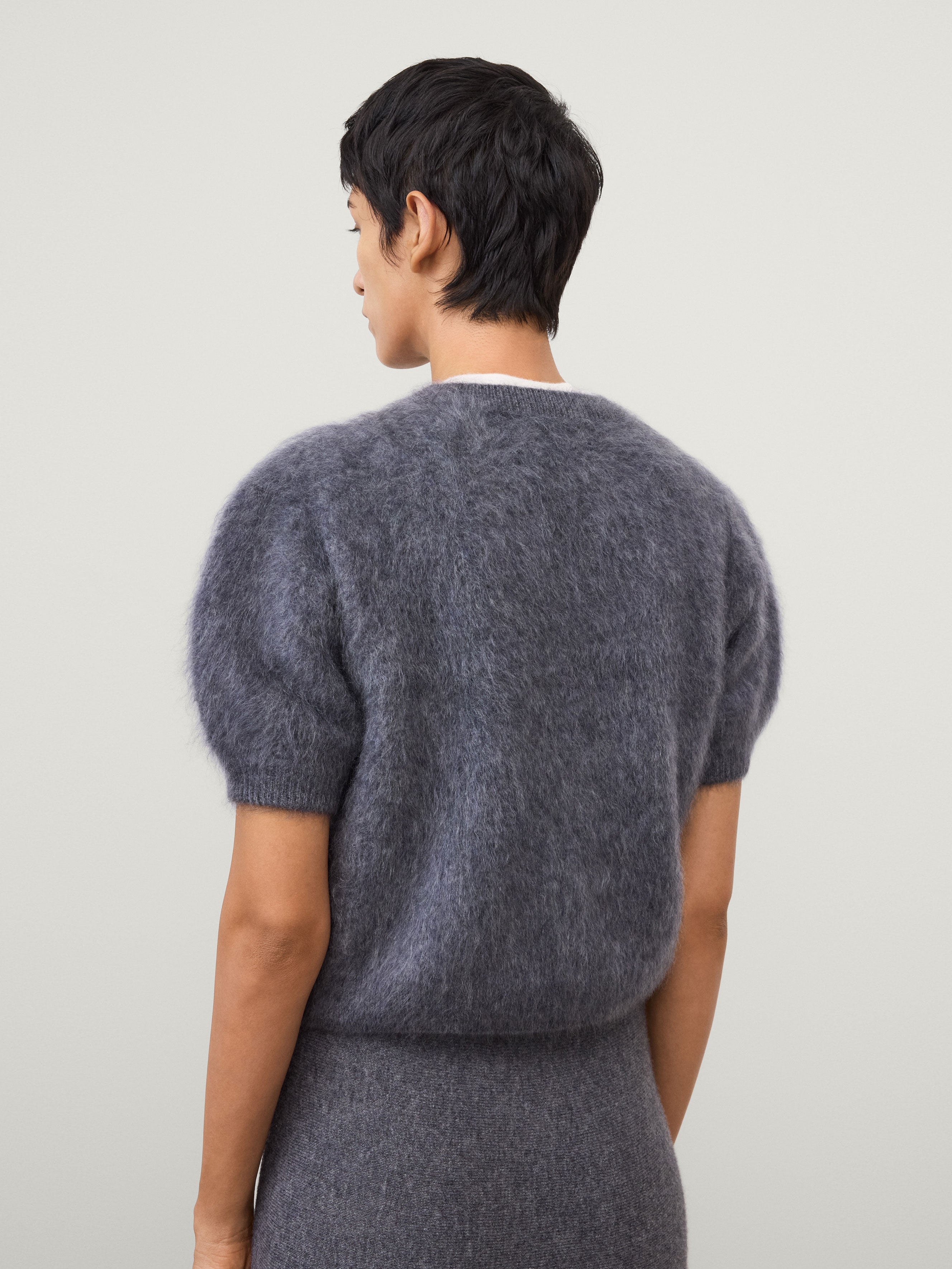 YUN Lucianne Cardigan Graphite Brushed | Cashmere | LISA YANG