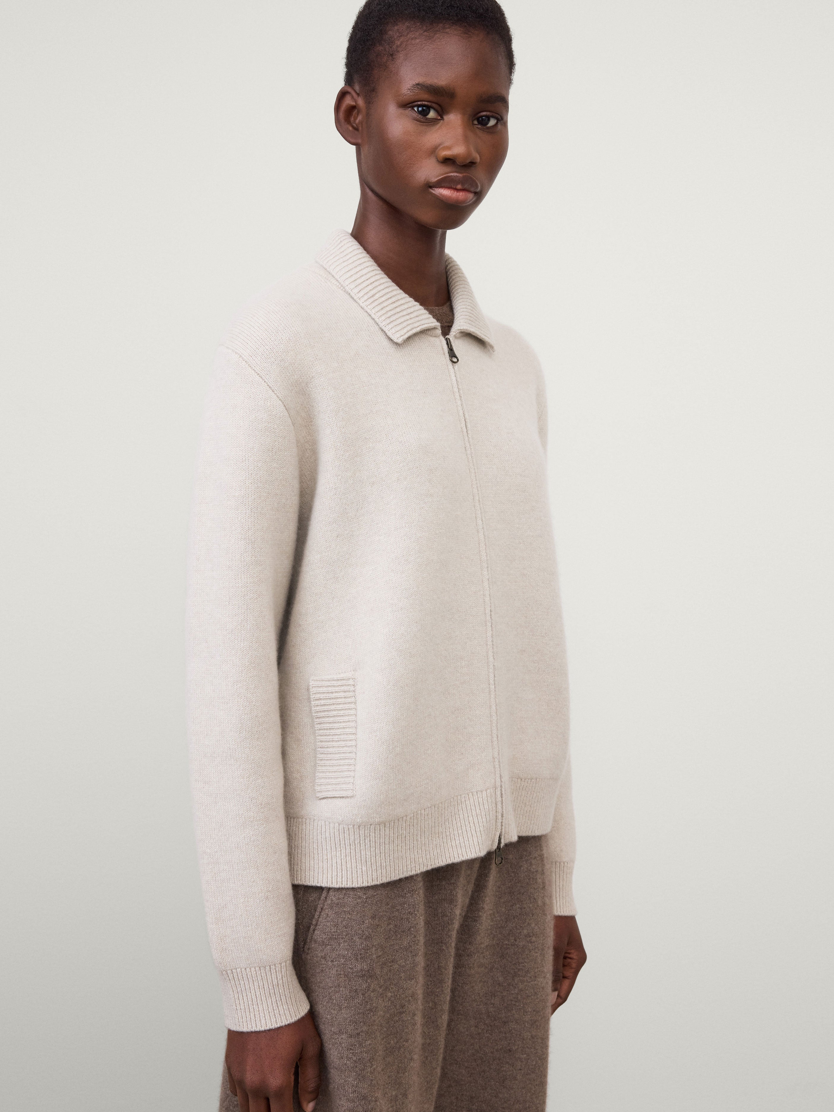 Aleya Cardigan Jacket Oyster | Cashmere | LISA YANG